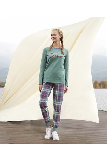 Doreanse Women's Multicolored Text Printed Checkered Long Sleeve T-shirt Pajama Set 4193