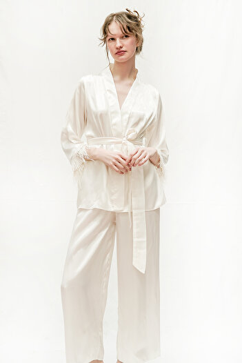 Mita Concept Special Edition Camel Detailed Ecru Satin Set