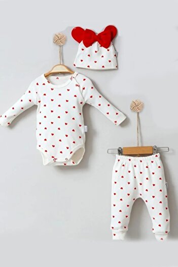 morwind 3-Piece Set for Baby Girl - Heart Pattern and Hat