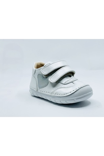 GOOFY Leather Orthopedic Sole Heart Detailed Baby Girl First Step Shoes