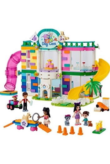 LEGO ® Friends Pet Care Center 41718 - Construction Set for Children Ages 7 and Up (593 Pieces)