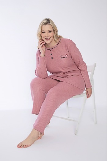 wear treasure Powder Embroidered Interlock Winter Pajama Set