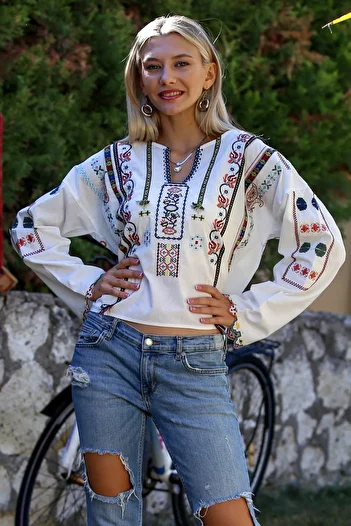 Chiccy Ecru Bottom Collar Long Sleeve Woven Casual Blouse with Embroidery on Collar and Sleeve End