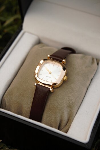 QUARTZ Vintage Kare Kasa Beyaz Kadran Minimal Saat