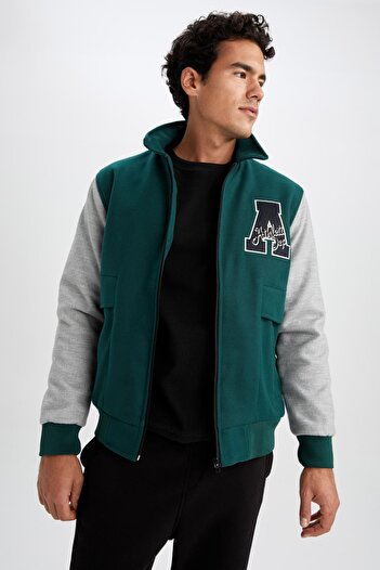DeFacto Bomber kabát s límcem a nášivkou Oversize Fit Y5896AZ22AU