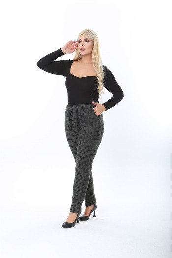 thalep Plus Size Plaid Pocket Belted Trousers