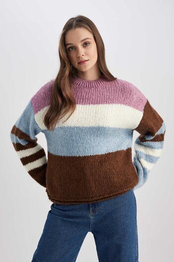 DeFacto Cool Oversize Fit svetr s výstřihem X9766az22wn