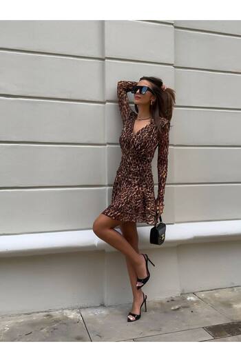 Serica Moda Φόρεμα με μακρυμάνικο V λαιμόκοψη λεοπάρ