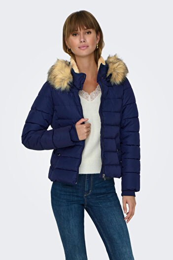 ONLY Onlnewcamilla Regular Fit Куртка з капюшоном MONT 15304767