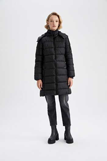 DeFacto Thermal Insulated Waterproof Hooded Puffer Jacket