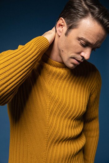 DeFacto Slim Fit Crew Neck Sweater