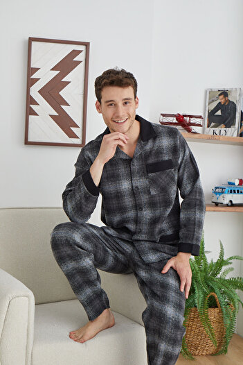 KLY Front Buttoned Plaid Apaj Collar Flannel Men's Pajamas Set 4035