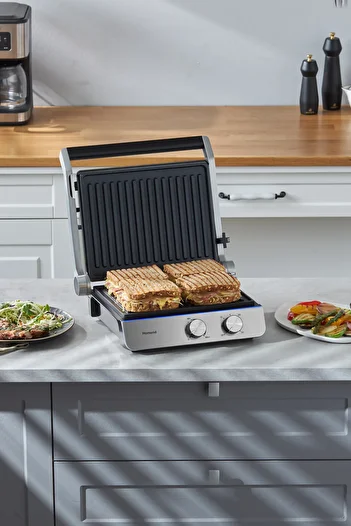 HOMEND Grilliant 1344h Inox Body, Cast Iron Removable Plate Toaster and Grill Machine