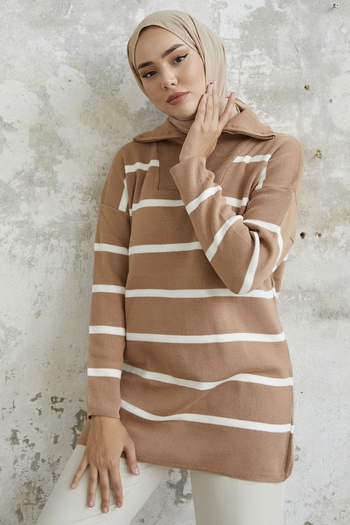 InStyle Pruhovaný pletený svetr Maroya - Camel