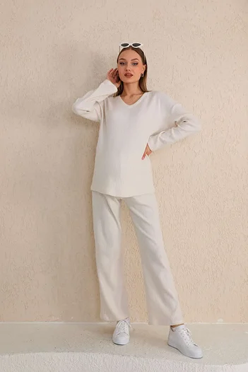 Miss Dünya Lissa Ecru V-neck Soft Fabric Maternity Tracksuit Set