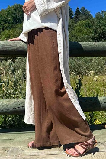Rabia Şamlı Brown Linen Trousers