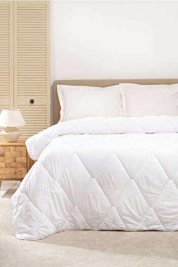 Karaca Home Microfiber Soft Double Quilt
