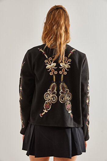 Bianco Lucci Women's Embroidered Multi-Patterned Stamp Jacket