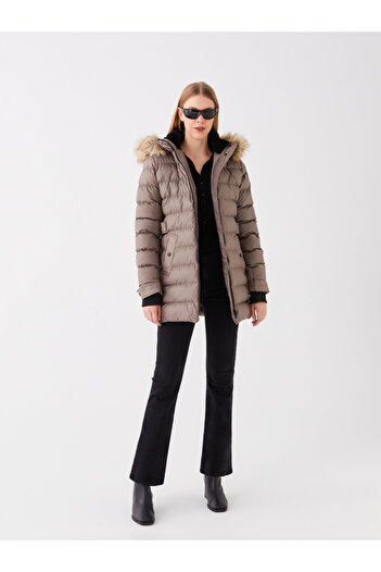 LC Waikiki Women's Puffer Hooded Coat