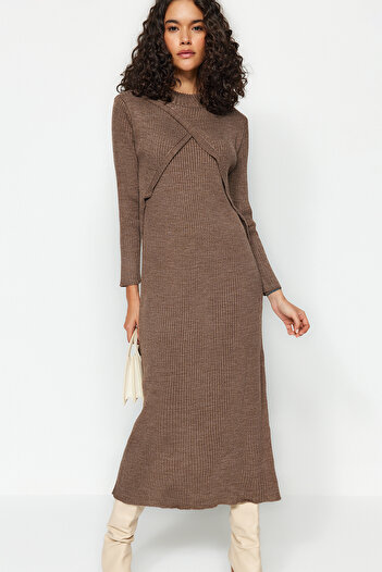 Trendyol Modest Mink Bolero Double Breasted Detailed Knitwear Dress TCTAW24EB00011
