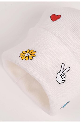 Toum Morera Boutique Full Ebroidery Unisex White Beret