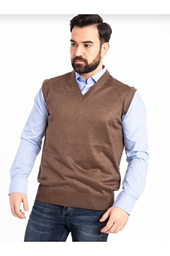 Yakalaa Men&#39;s checkered patterned v-neck fine knit sweater
