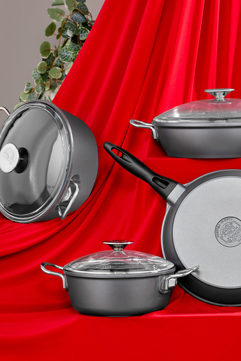 Taç Corvina Casting 7 Piece Cookware Set