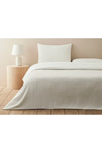 English Home Ode Chenille Yarned Yarn Painted Single Duvet Cover Set Beige