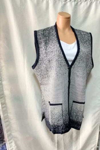 Tuğra MOTHER'S VEST LARGE 1 PIECE NAVY BLUE CREAMED FIVE BUTTONS QUALITY USED STYLISH LOVELY