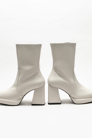 Elle Shoes Bej Deri Kadın Topuklu Bot