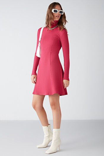 GRIMELANGE Marına Women's Ribbed, Flexible Flowy Fabric, Skater Waist Piece, Turtleneck Midi Dress