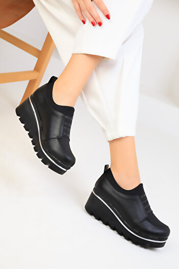 SOHO Black Women's Casual Shoes 18616