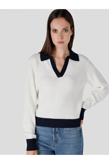 Colin's Women's White Sweater