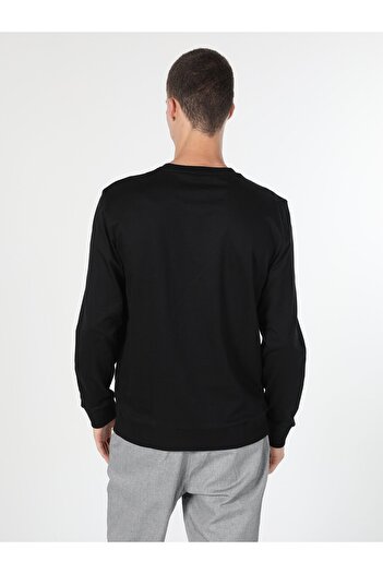 Colin's Black Regular Fit Printed Men's Sweatshirt - Cl 1060122