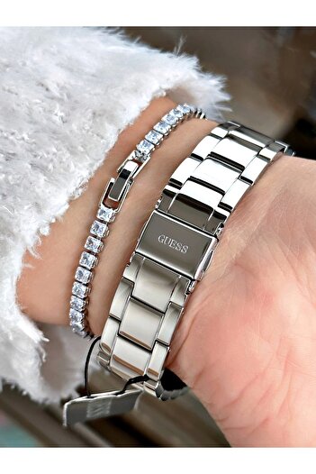 Guess GUGW0300L1 Women's Wristwatch