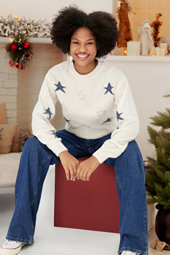 Trendyol Collection Christmas Themed Ecru Crop Knitwear Sweater - Soft Textured Twoaw23Kz01569