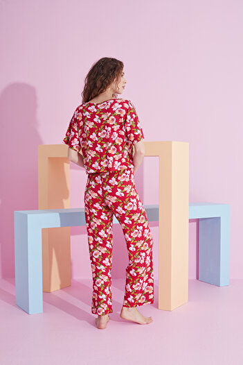 Siyah İnci kırmızı çiçek desenli likralı Örme Pijama Takım