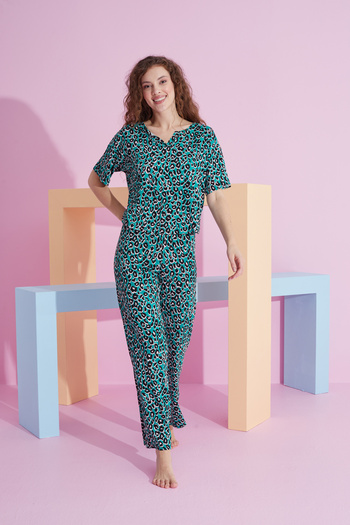 Siyah İnci green leopard print Lycra Knitted Pajama Set
