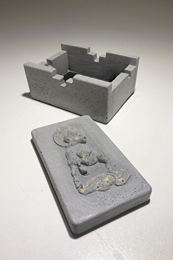RocArt Home Zodiac Series Concrete Ashtray Taurus Taurus Gold Leaf