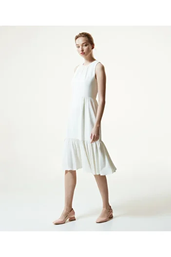 Machka Waist Accented Crepe Dress