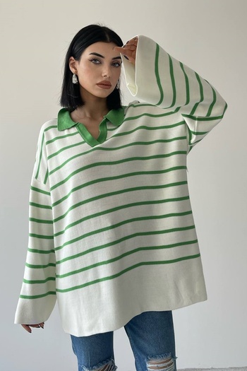 lovebox Women's Knitwear Fabric V-Neck Striped Pattern Bat Sleeve Detailed Oversize Sweater 196