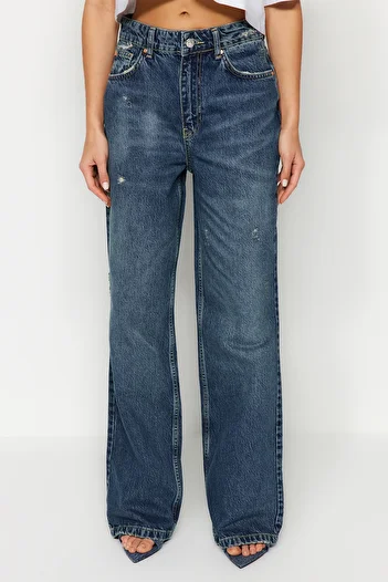 Trendyol Collection Blugi albastri, mai sustenabili, cu talie înaltă, cu picioare largi TWOSS24JE00023