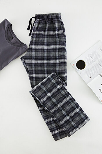 Trendyol Collection Navy Blue Green Plaid Regular Fit Woven Pajama Bottoms TMNAW24PJ00023