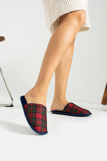 Bermody Red Plaid Winter Warm Non-Slip Sole Comfortable Soft Christmas Women's & Men's Family House Slippers