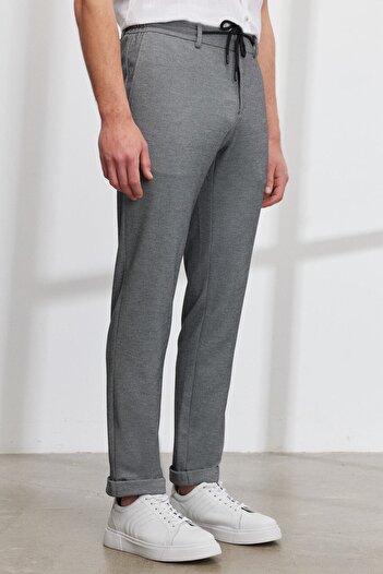 AC&Co / Altınyıldız Classics Pánské černé kalhoty Slim Fit s úzkým střihem na boční kapse Dobby Waist Jogger Kalhoty