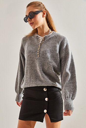 Bianco Lucci Women's Buttoned Collar Turtleneck Striped Knitwear Sweater