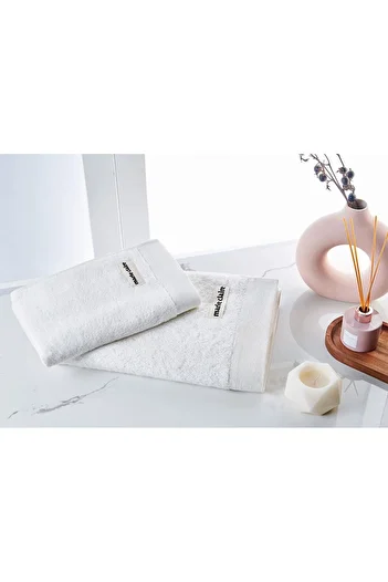 Marie Claire Bamboo Laurel Off-White 2-Piece Towel Set