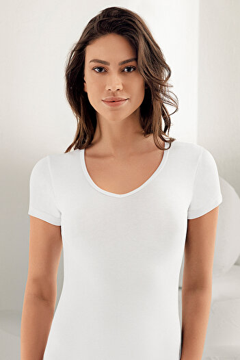 Şahinler Women's White Short Sleeve V-Neck Bodysuit MB236