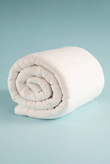 OTHELLO Cottina Cotton Quilt - 215x235 Cm Padding