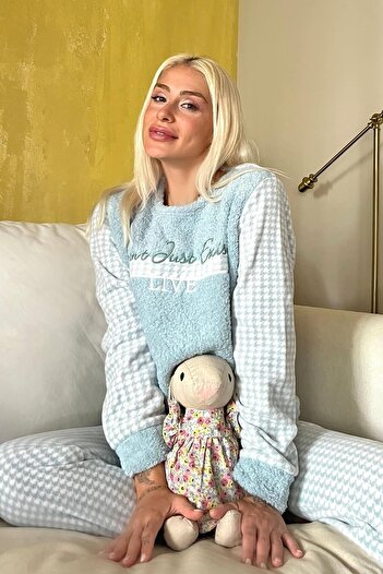 Pijamaevi Set de pijamale de pluș pentru femei cu model Green Live